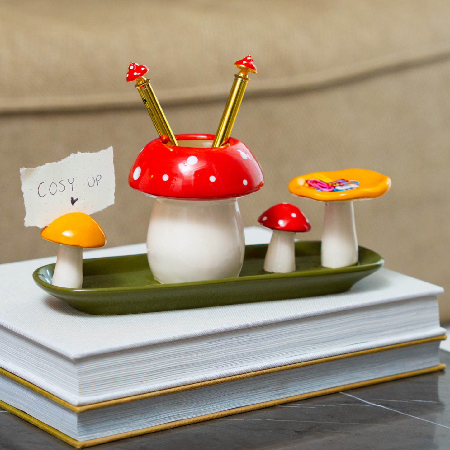 PEN POT AND MEMO HOLDER
