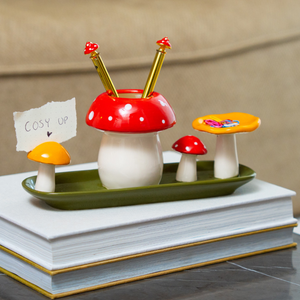 PEN POT AND MEMO HOLDER