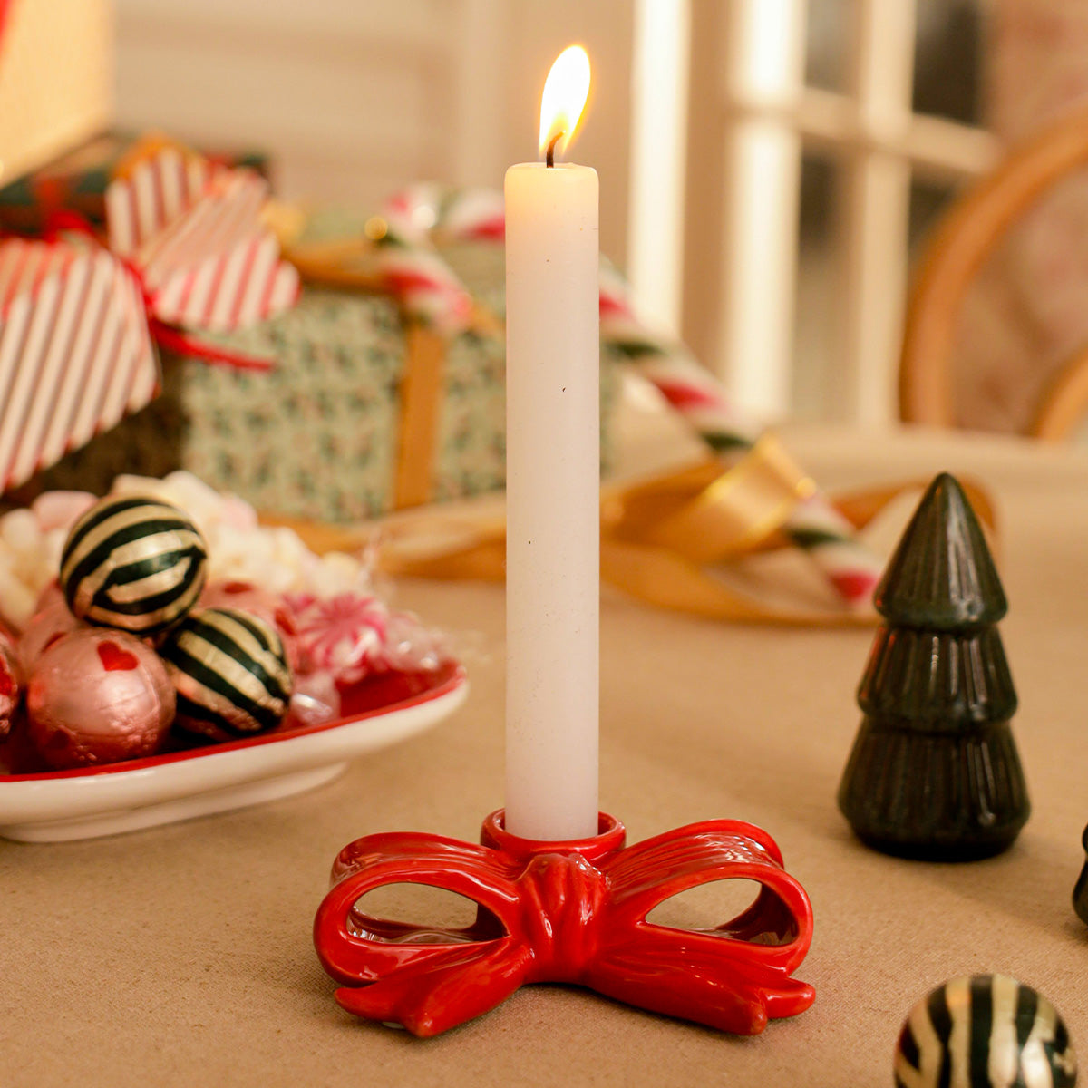 CANDLE HOLDER AS BOW RED
