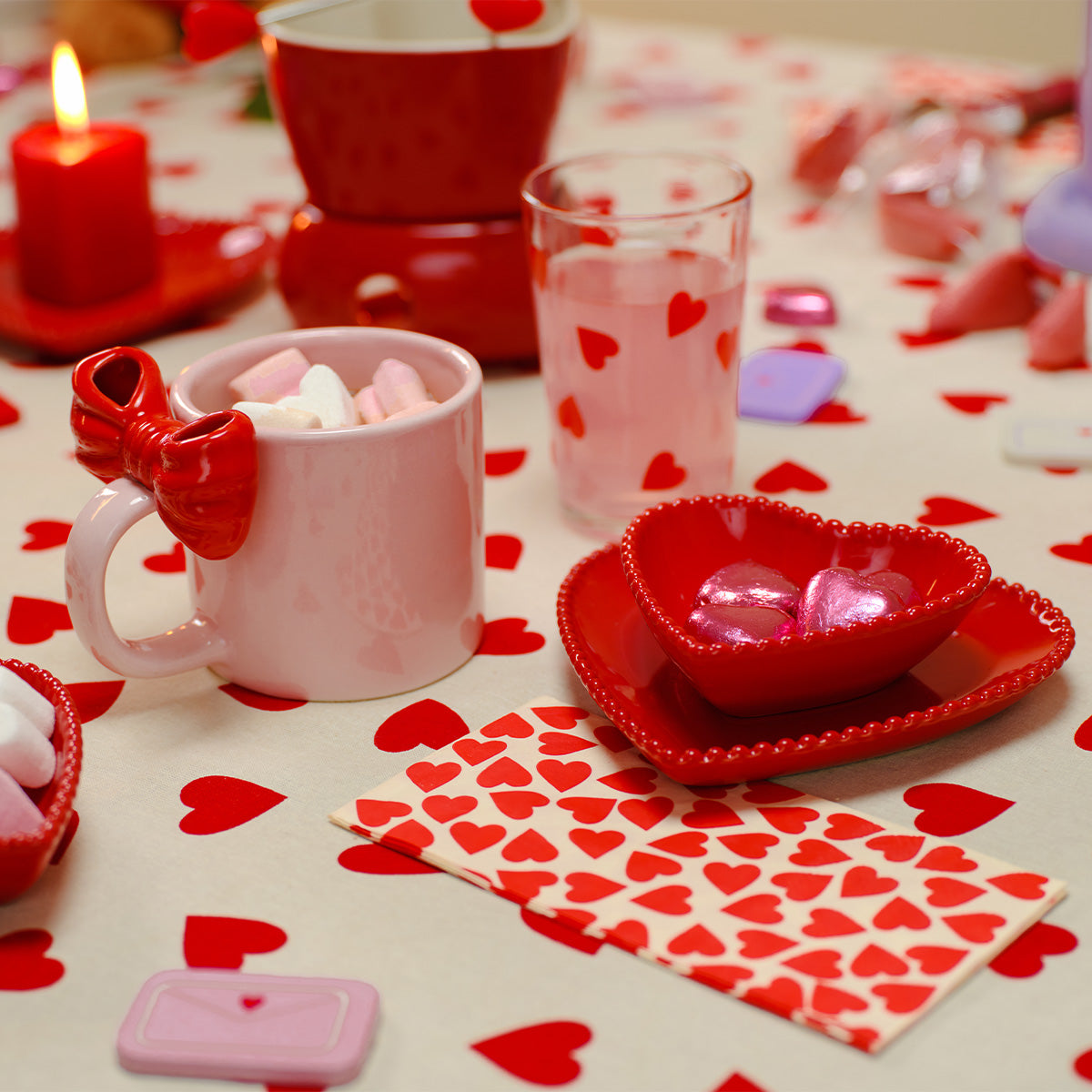 BOWL CERAMIC HEART SHAPE WITH BEAD ON EDGE LARGE RED