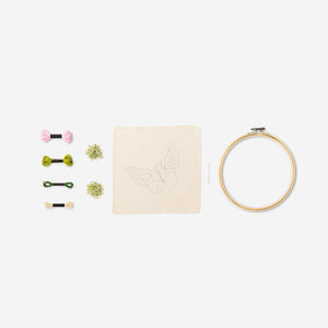 EMBROIDERY KIT