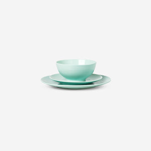 TABLEWARE SET 2X 18CM PLATE AND 2X 24CM PLATE 2X BOWL