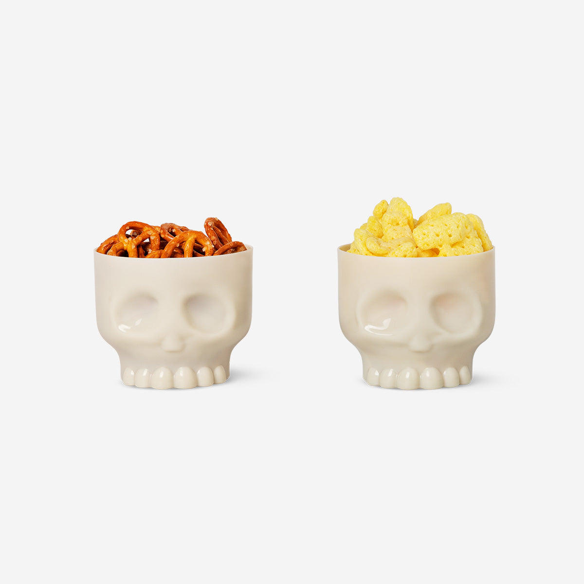 BOWLS PLASTIC SMALL SKULL HEADS 2PCS
