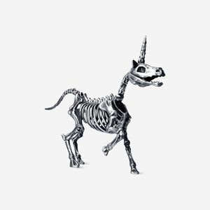 Gümüş Unicorn İskeleti