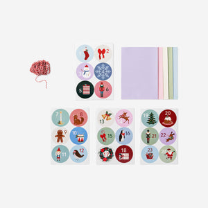 BAGS IN PAPER 24 PCS WITH 24 STICKERS 15 X 22 CM