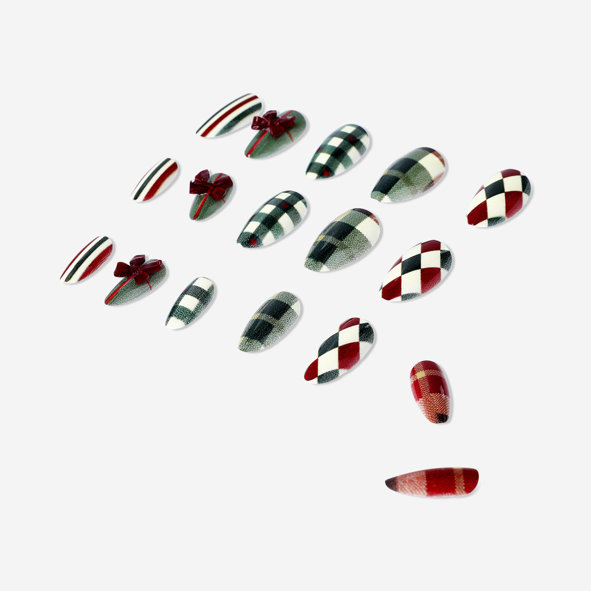 24'lü Yılbaşı Desenli Takma Tırnak Seti