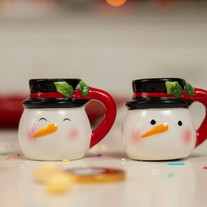SALT AND PEPPER SNOWMAN WITH HANDLE