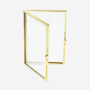 Fiyonk Detaylı Altın Çerçeve