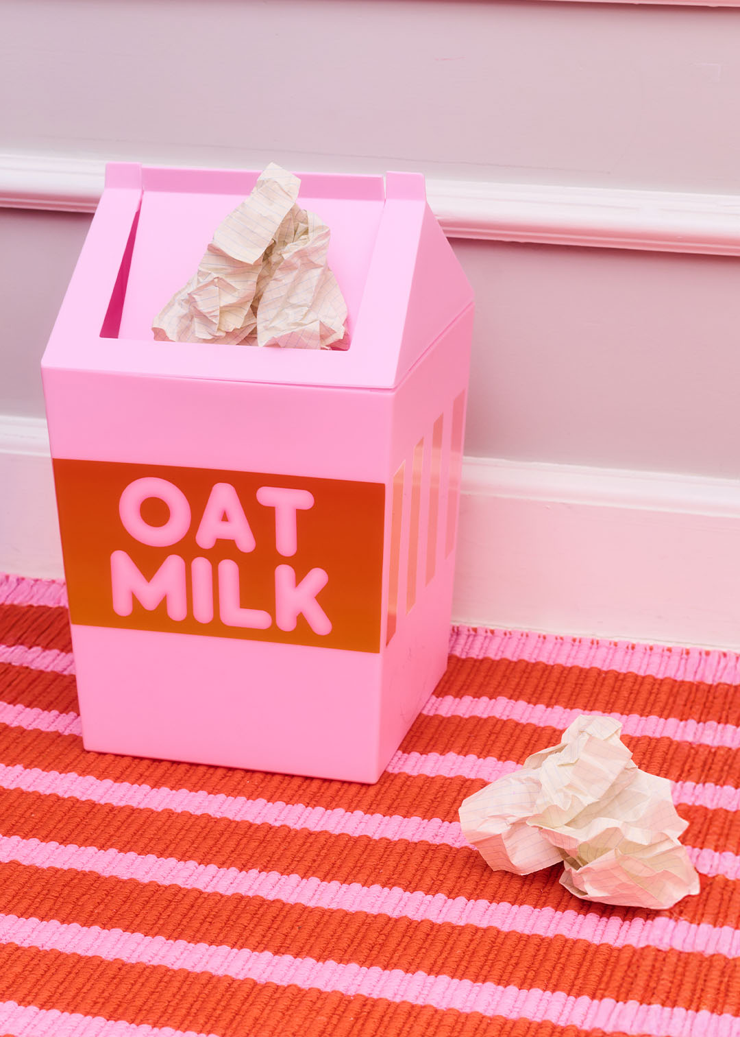 Süt Kutusu Şeklinde Çöp Kutusu