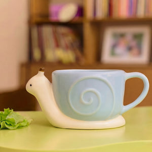 Salyangoz Şeklinde Mavi Seramik Kupa