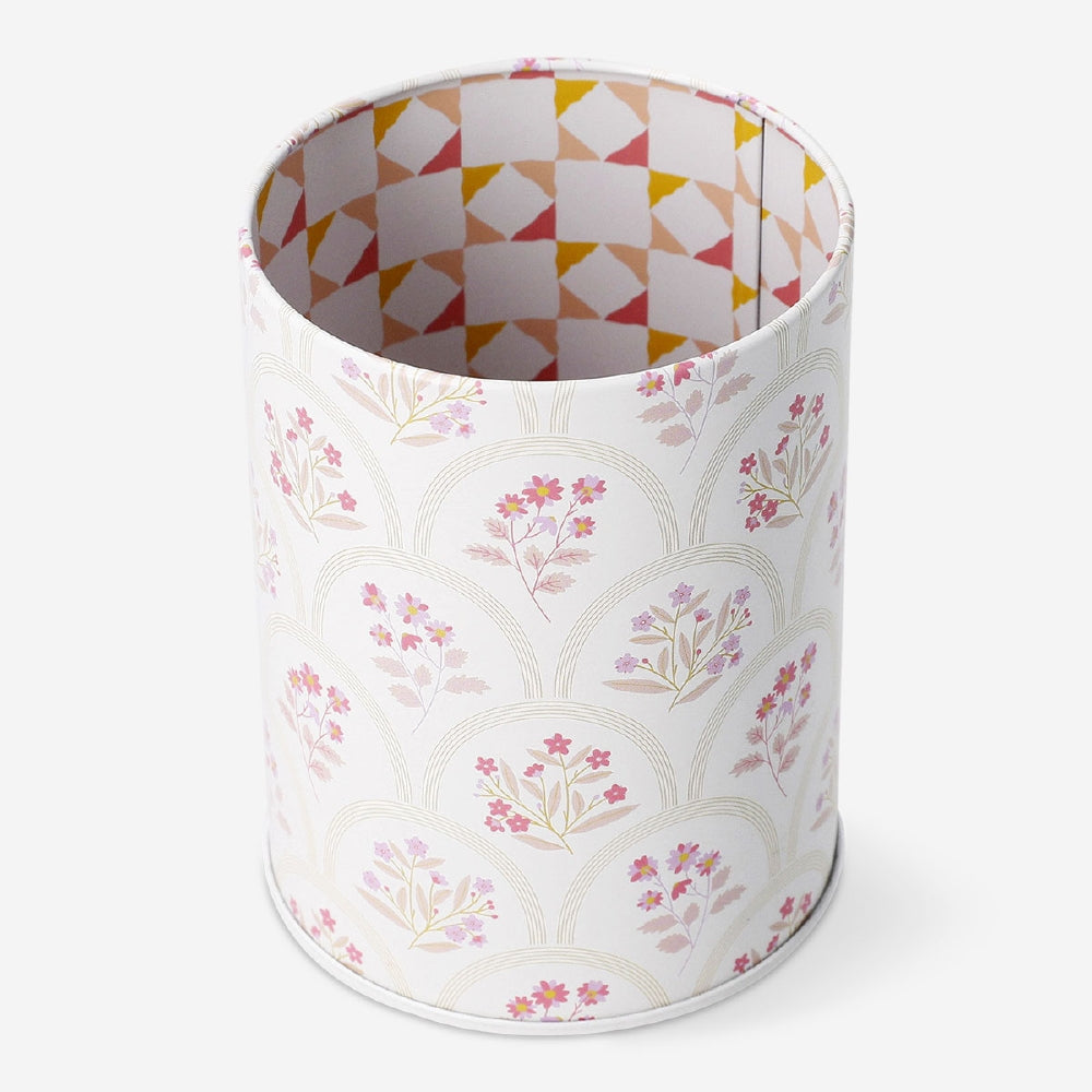 PEN POT METAL FLOWER