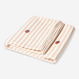 Tablecloth with embroidered raspberry - 140x220 cm