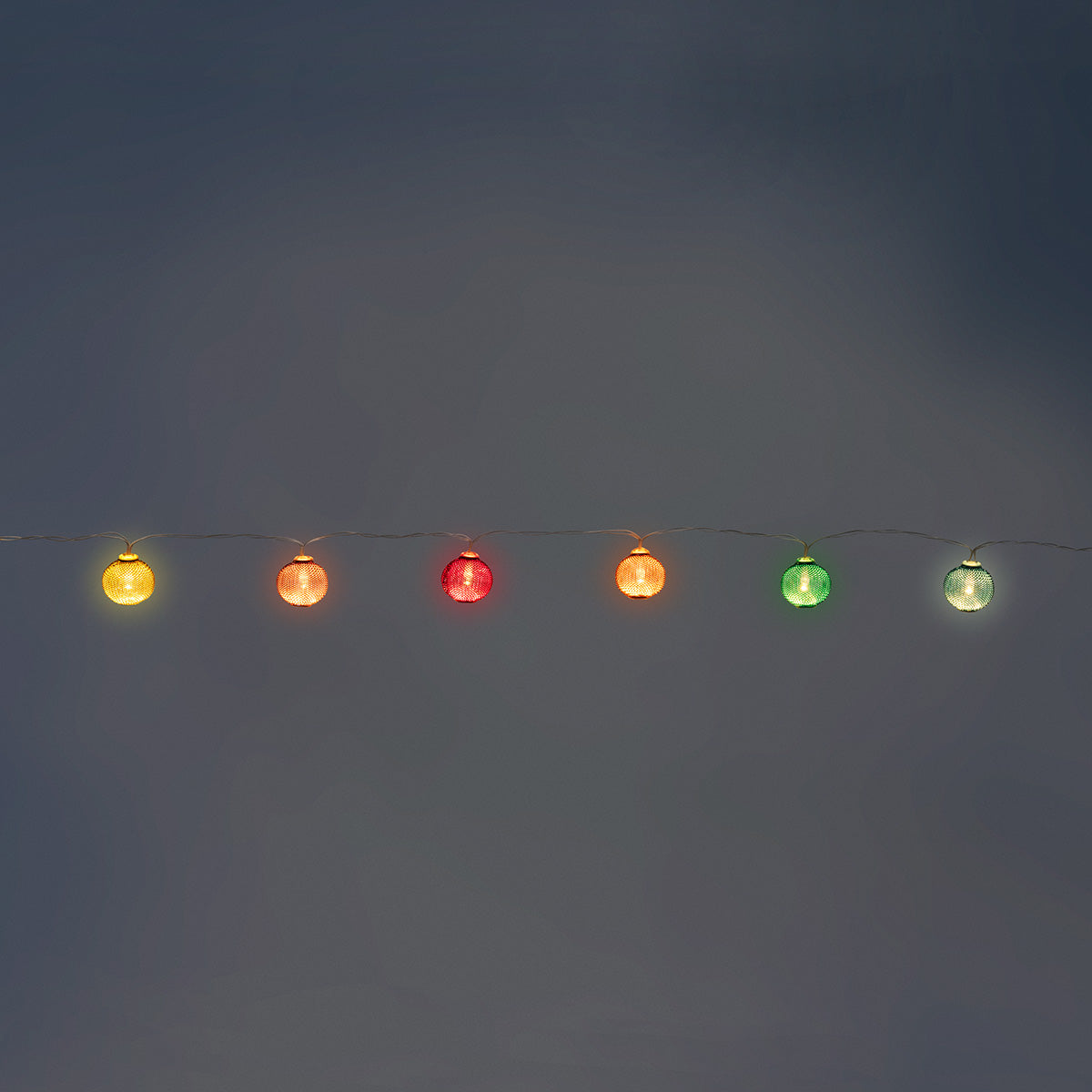 Çok Renkli Metal İpli Top LED Işık Zinciri