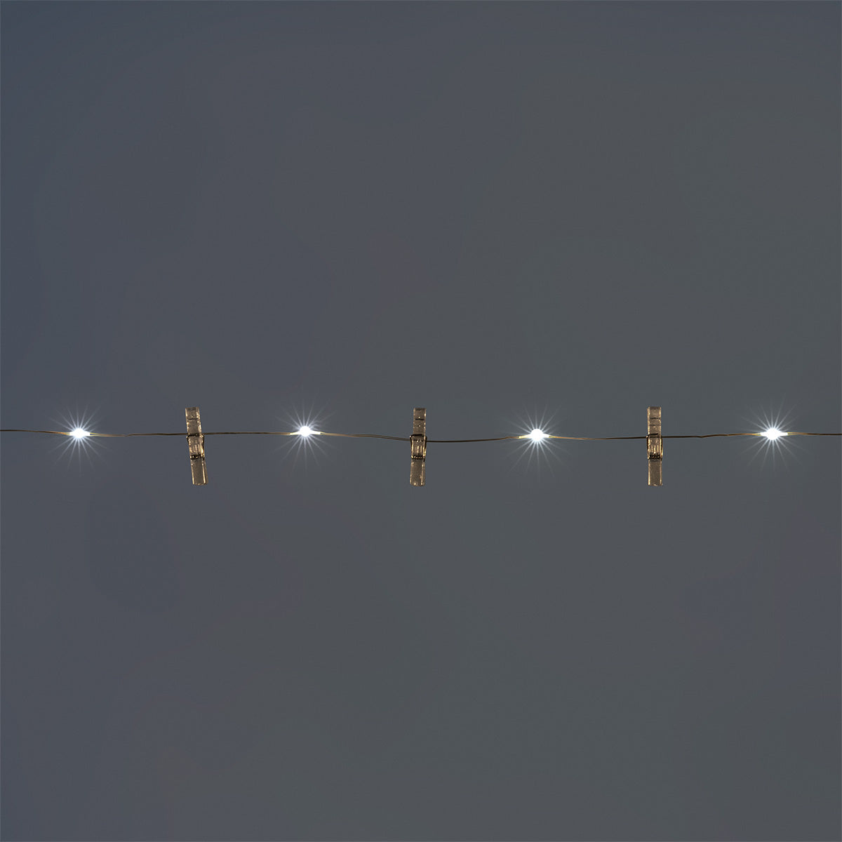 String lights - With 10 clips