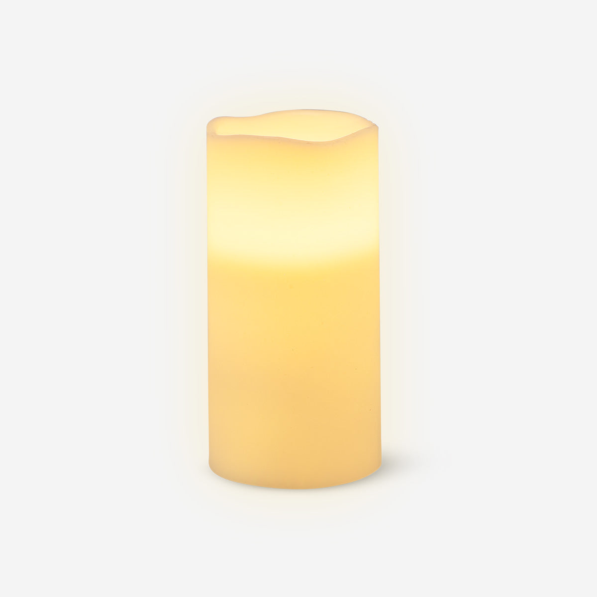 White LED pillar candle - 15 cm
