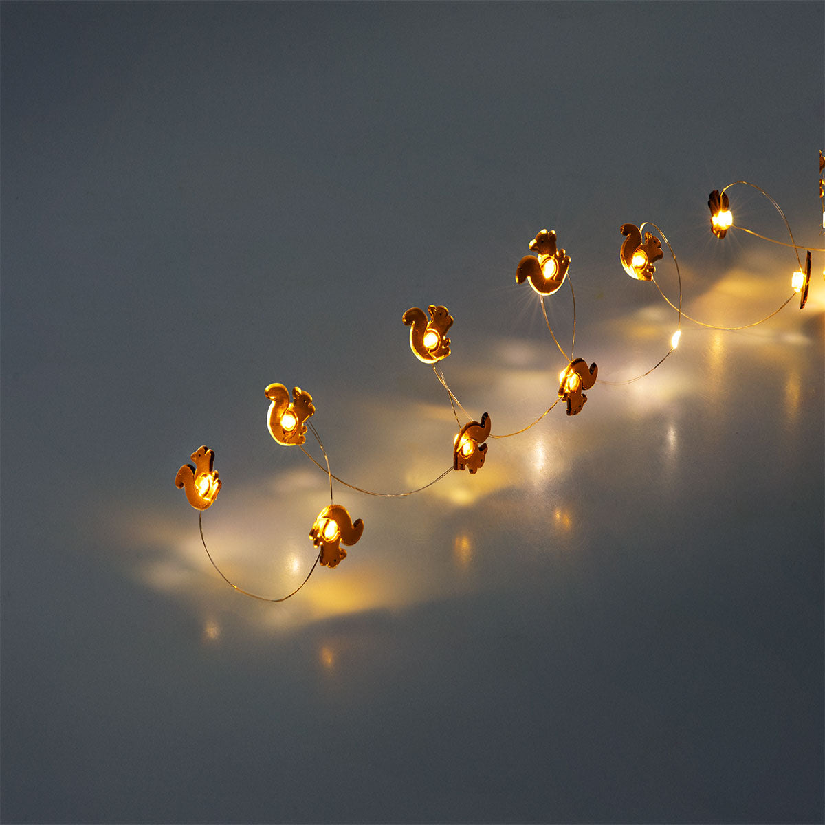 String lights - Brown squirrels 