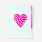 Pembe Kalp Detaylı Kalemli Fermuarlı Defter