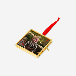 DIY metal picture frame ornament