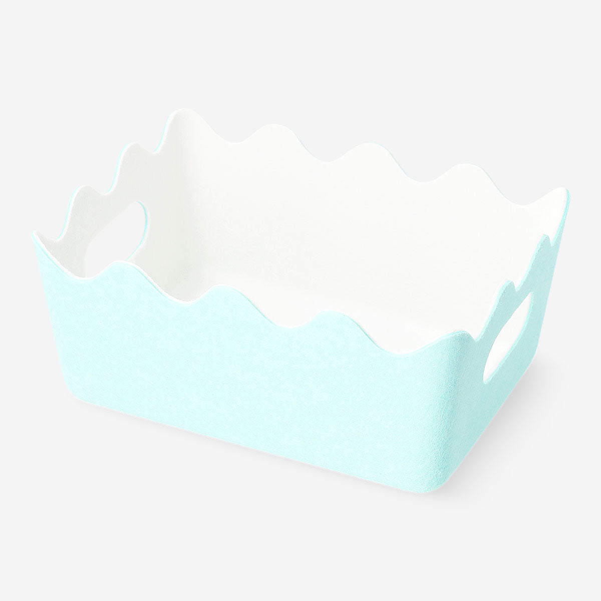 Blue felt storage basket with scalloped edges - 15x20 cm