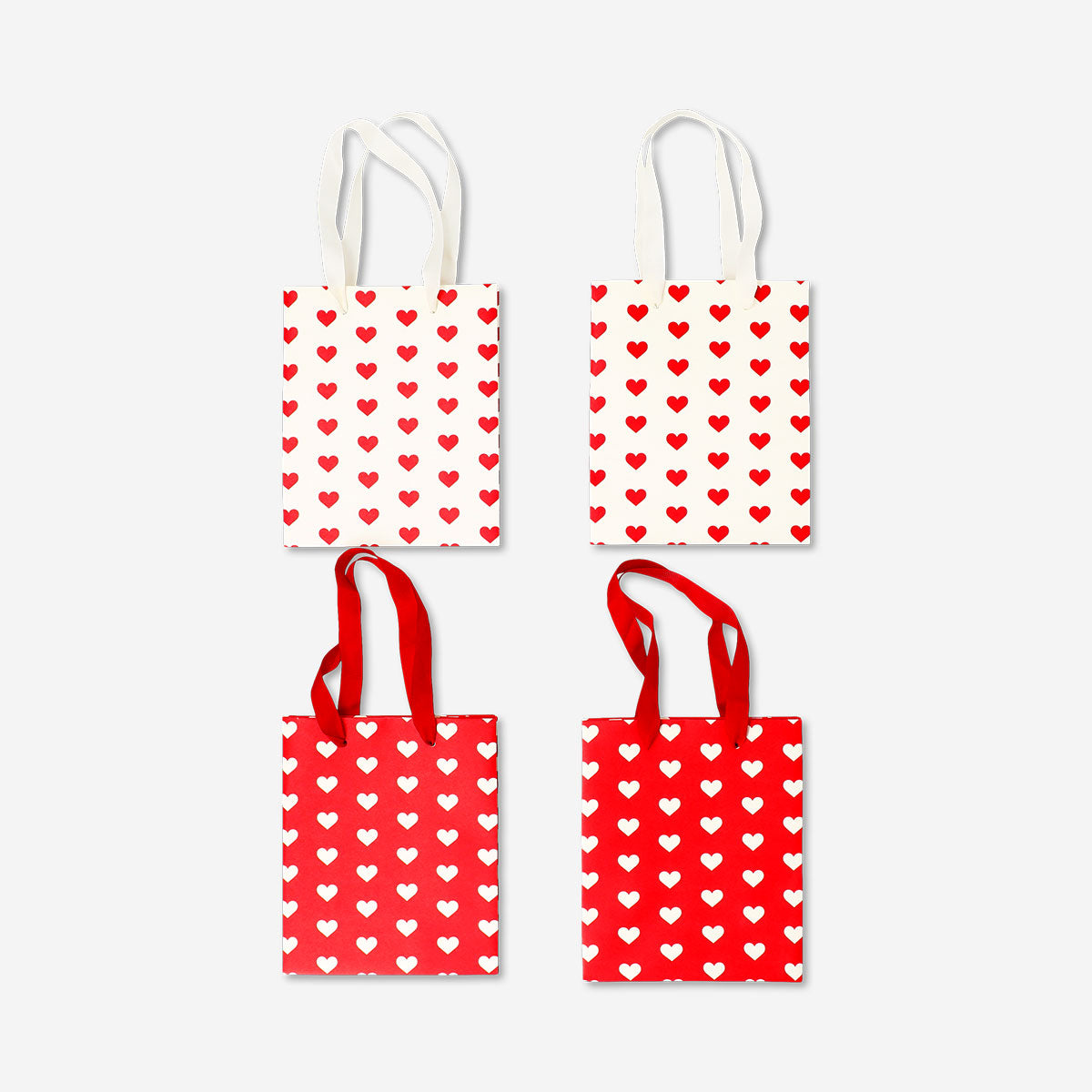 Gift bags - Heart print - 4 pcs